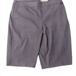 US Size 13, Size 3 in Chico's Sizing,Adjustable Slimming Capri Shorts Navy White